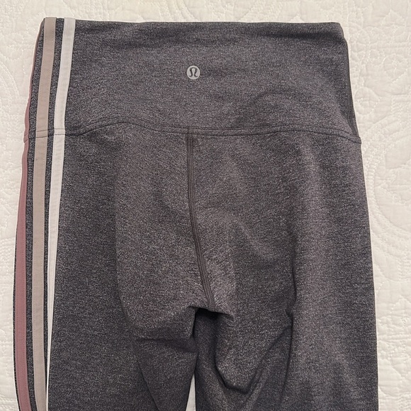 NWOT Lululemon Take A Hint Bra and Legging SET in Heathered Grey Size 6 - Picture 11 of 14